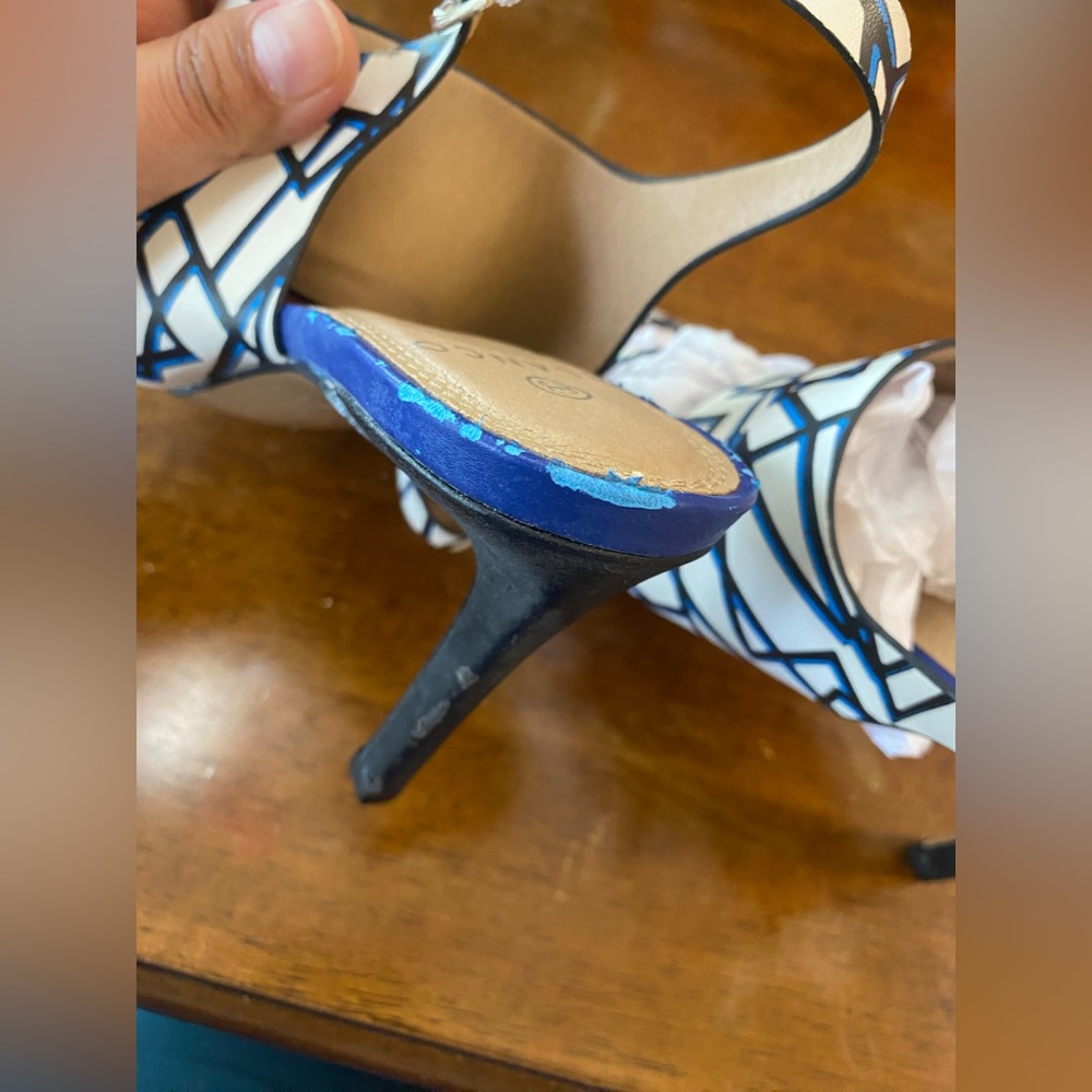 Beautiful pumps - Picture 4 of 5